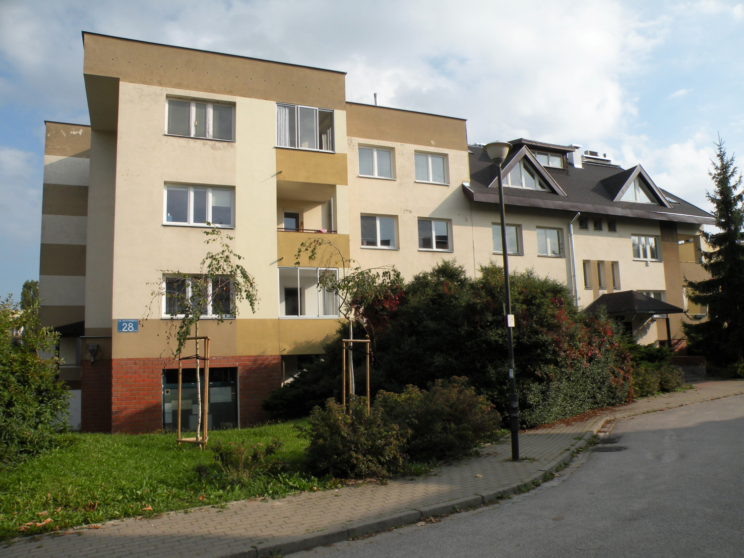 Zdjęcie architektury budynku Budynek mieszkalny